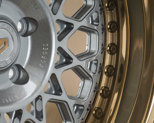 Vossen ERA-1 Vossen Brickell Bronze 3-częściowe felgi klasy lotniczej