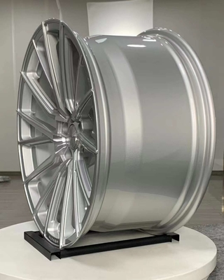 Srebrne polerowane kute koła Vossen HF-4T do Audi RS4 A6