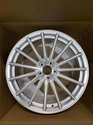 Szczotkowane srebrne kute koła Vossen VFS-2 do BMW E93 M3