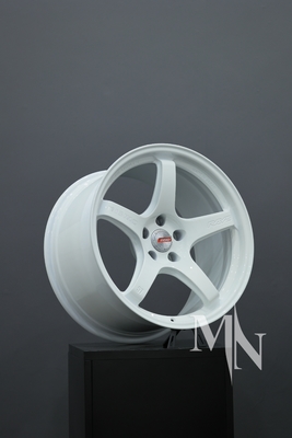 Na zamówienie Forged Nismo Rays 57CR Koła 370Z 350Z Clubsport Białe obręcze