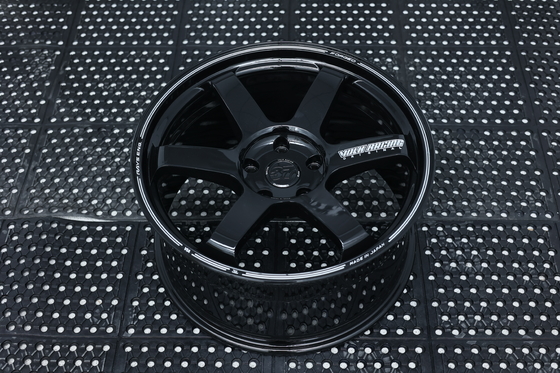 Felgi Rays TE37 Ultra Track Edition ii Volk Racing Forged Gloss Black