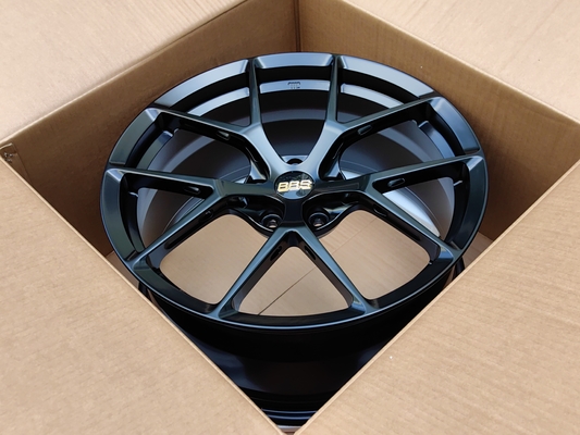Felgi BBS Fi-R Satin Black 6061-T6 ze stopu aluminium kutego