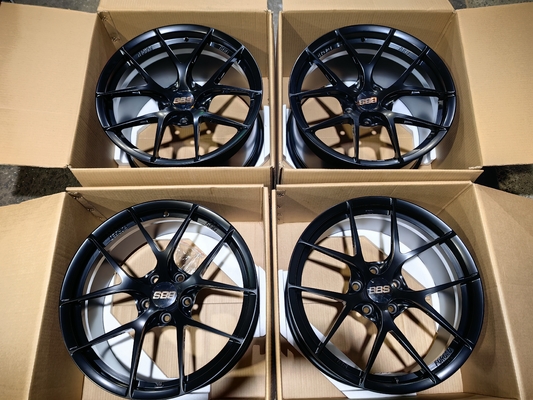 Felgi BBS Fi-R Satin Black 6061-T6 ze stopu aluminium kutego