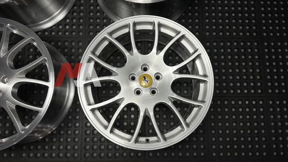 Ferrari F430 Kute Obręcze Kute Szczotkowane Wykończenie Przezroczyste Maining Kute RE-01