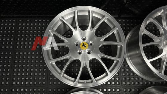 Ferrari F430 Kute Obręcze Kute Szczotkowane Wykończenie Przezroczyste Maining Kute RE-01