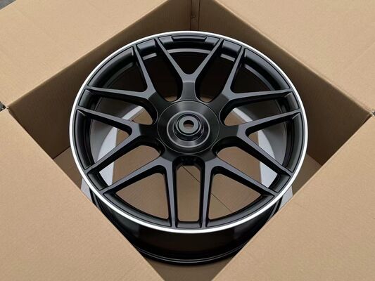 Mercedes Benz G63 W463 22 23 24 Calowane koła