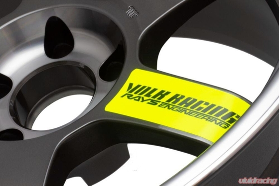 Kute koła Rays Volk Racing TE37V S z prasowanego grafitowego głębokiego talerza
